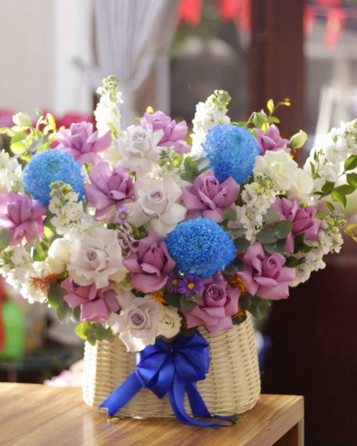 Giỏ hoa tặng bạn