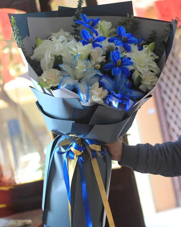 Hoa tulip và ly kép