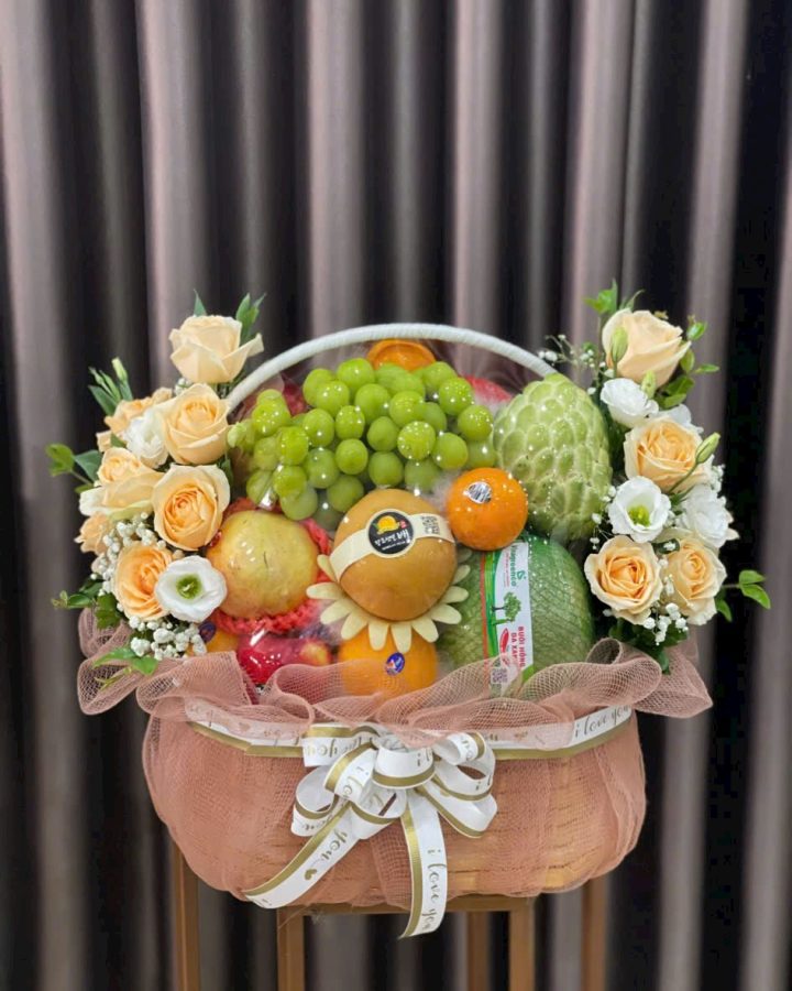 Giỏ Hoa Quả Chúc Mừng