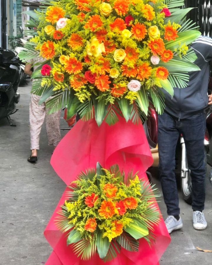 Hoa chúc mừng 8