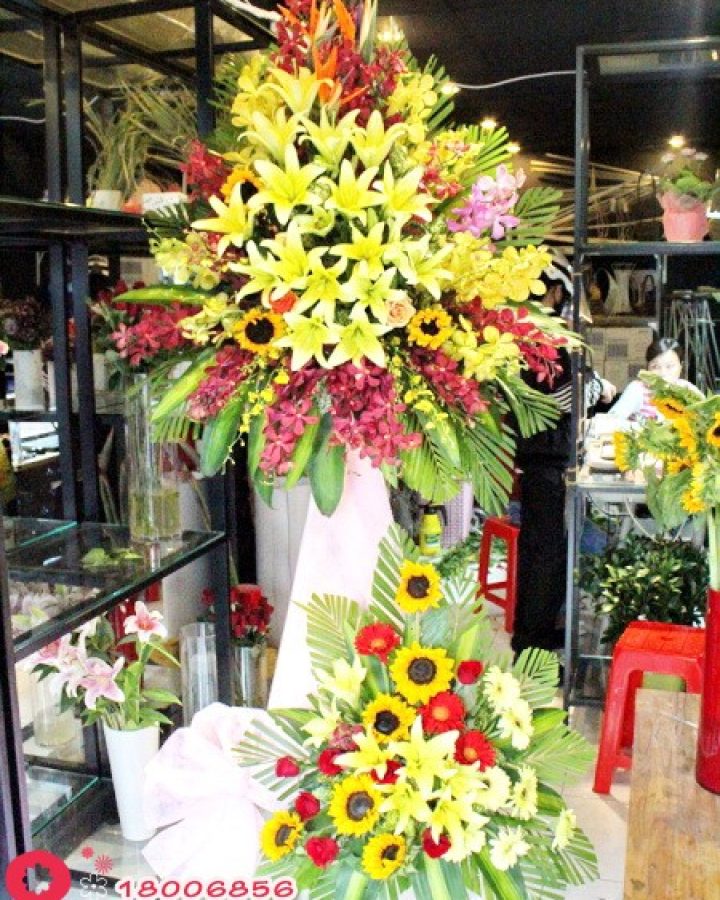 Hoa khai trương nhà hàng