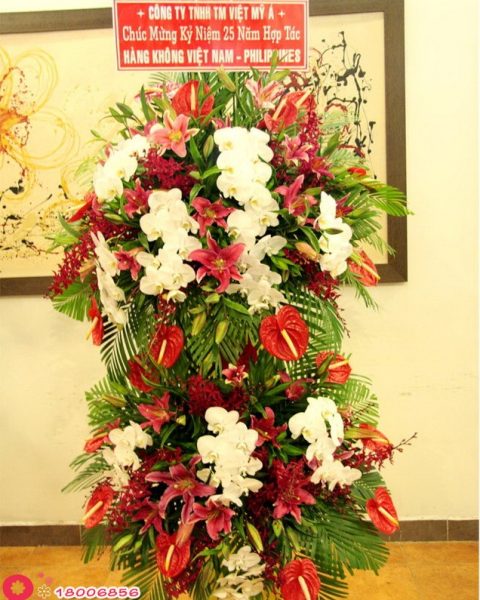 Hoa khai trương công ty